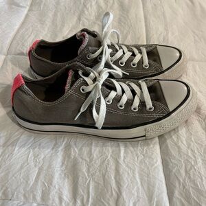 Unisex Gray Sneakers.  Converse mens size 7 women’s size 9.